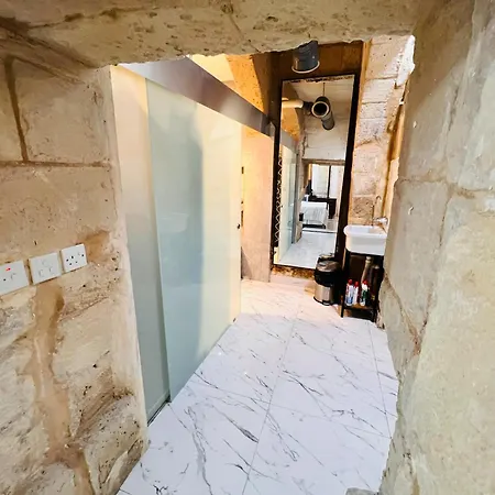 Cozy Charming Townhouse Prime Area Apartmán Valletta