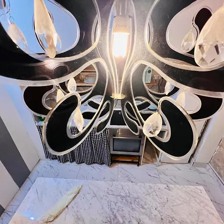 Cozy Charming Townhouse Prime Area Apartmán *