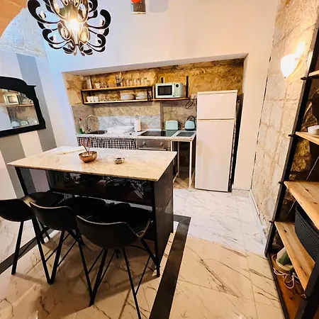 Cozy Charming Townhouse Prime Area Apartmán Valletta