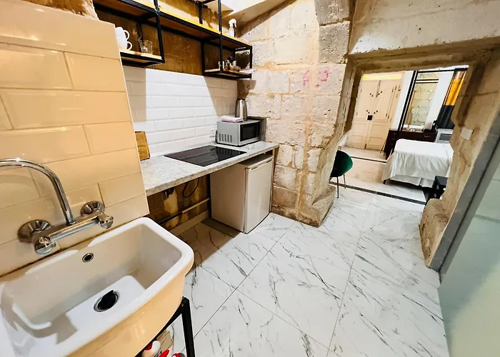 Apartment Cozy Charming Townhouse Prime Area Valletta